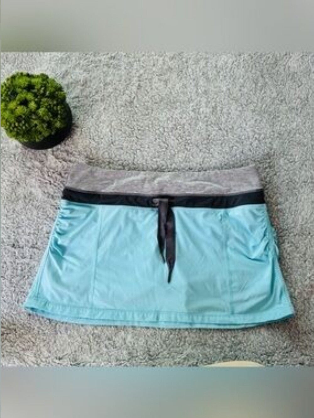 Lululemon Run: Energy Skort Size 6